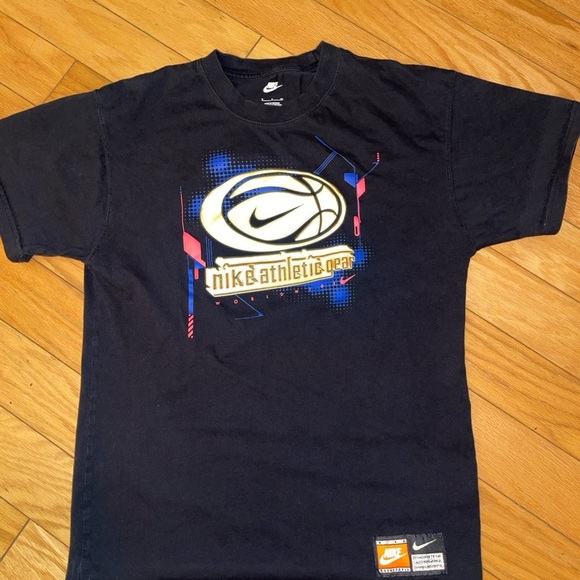 Nike Black Tee with Basketball Graphic - Picture 1 of 2